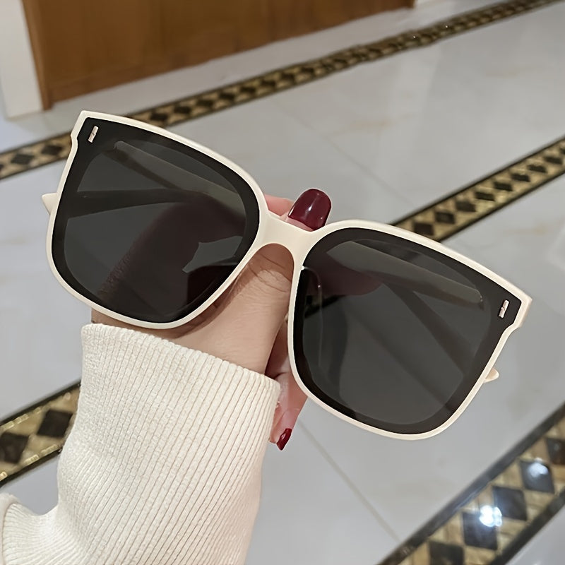 Unisex Square Fashion Glasses with Anti-Glare Mirror Lenses & Anti-Reflective Coating - Lightweight Durable Frame for Driving, Casual Wear - Mixed Colors for Men & Women, Driving Eyewear, Sleek Eyewear, Highquality Lenses